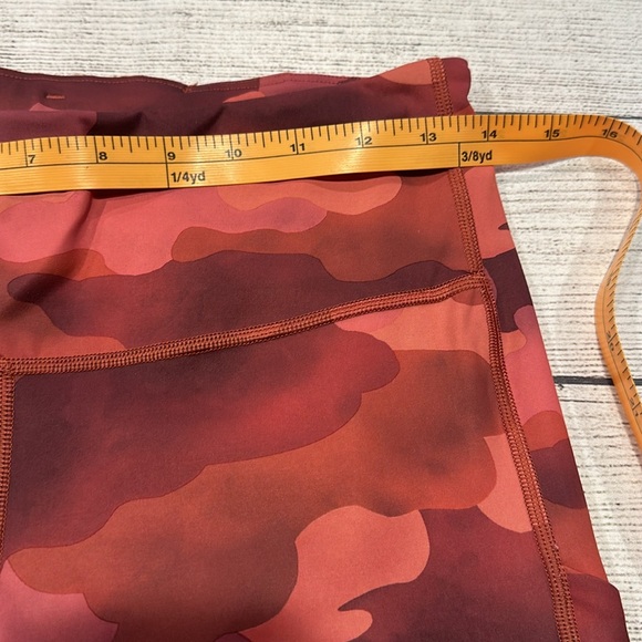 Women’s Athleta Ultimate Stash Printed 7/8 tight size M - Picture 5 of 15
